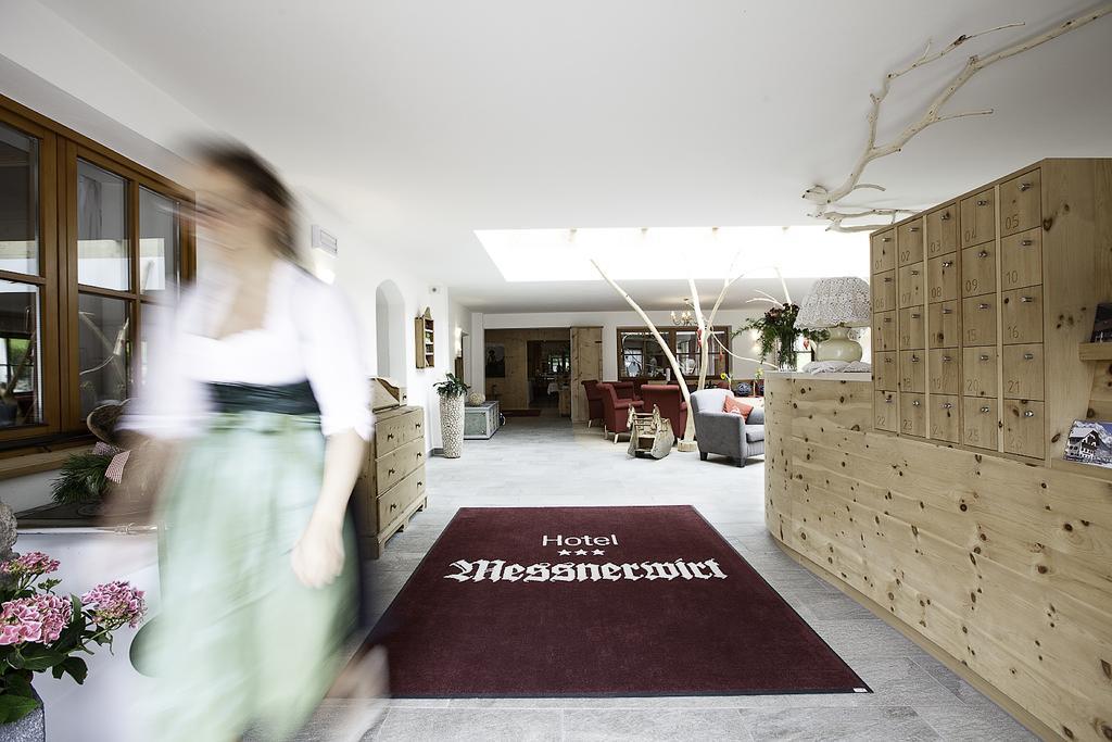 Hotel Messnerwirt Antholz-Mittertal Exteriör bild